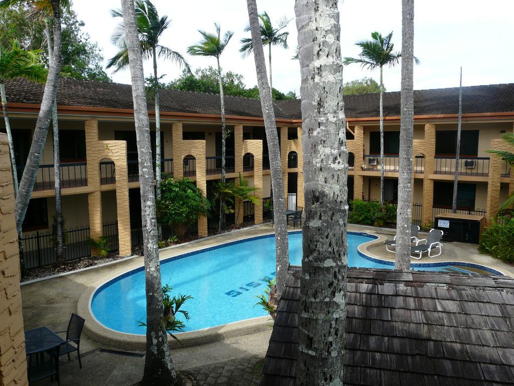 Oasis Inn Apartments Cairns Dış mekan fotoğraf